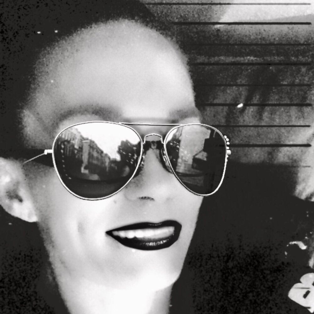 Meet your Posher, Renea